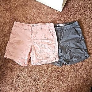 Mid rise everyday shorts. Size14